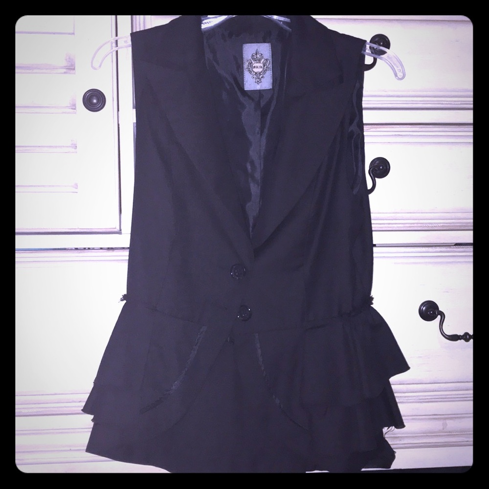 Black vest. Women’s size M.